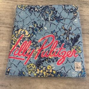 NEW Lilly Pulitzer Terry Beach Towel in Bellevue Blue Breakers Beach Print
